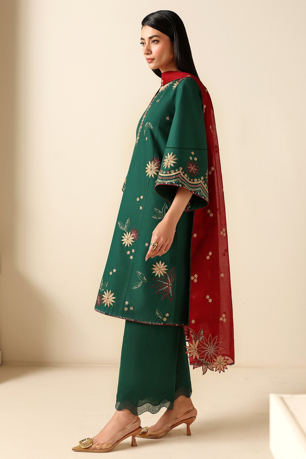 EMBROIDERED LAWN USE-9272