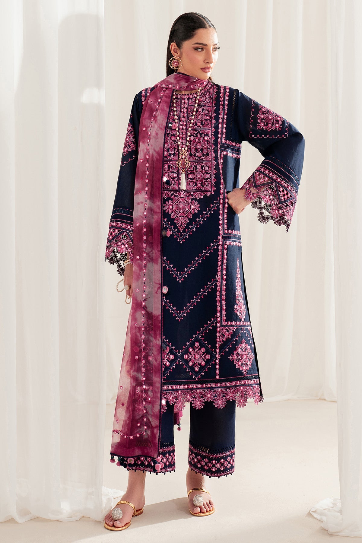 EMBROIDERED LAWN IL25-D01