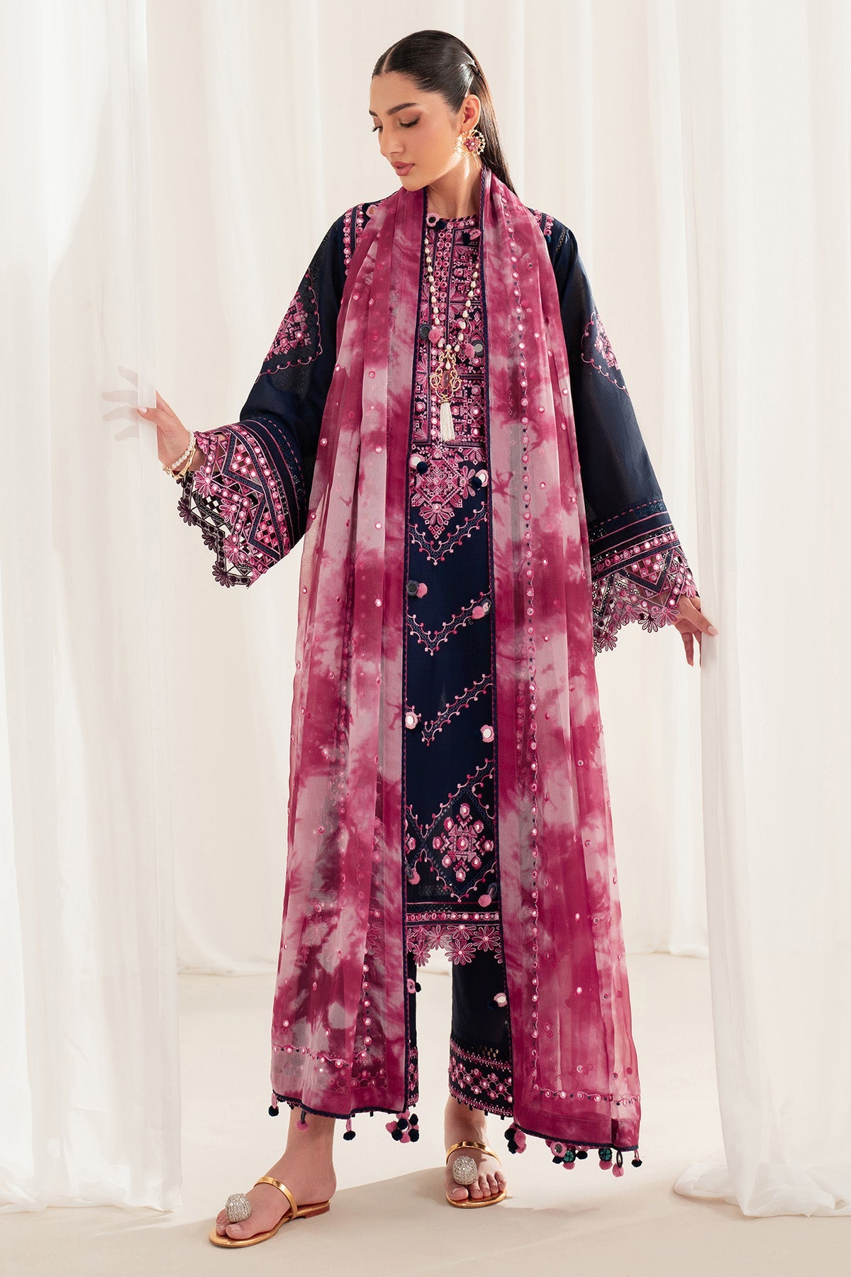 EMBROIDERED LAWN IL25-D01