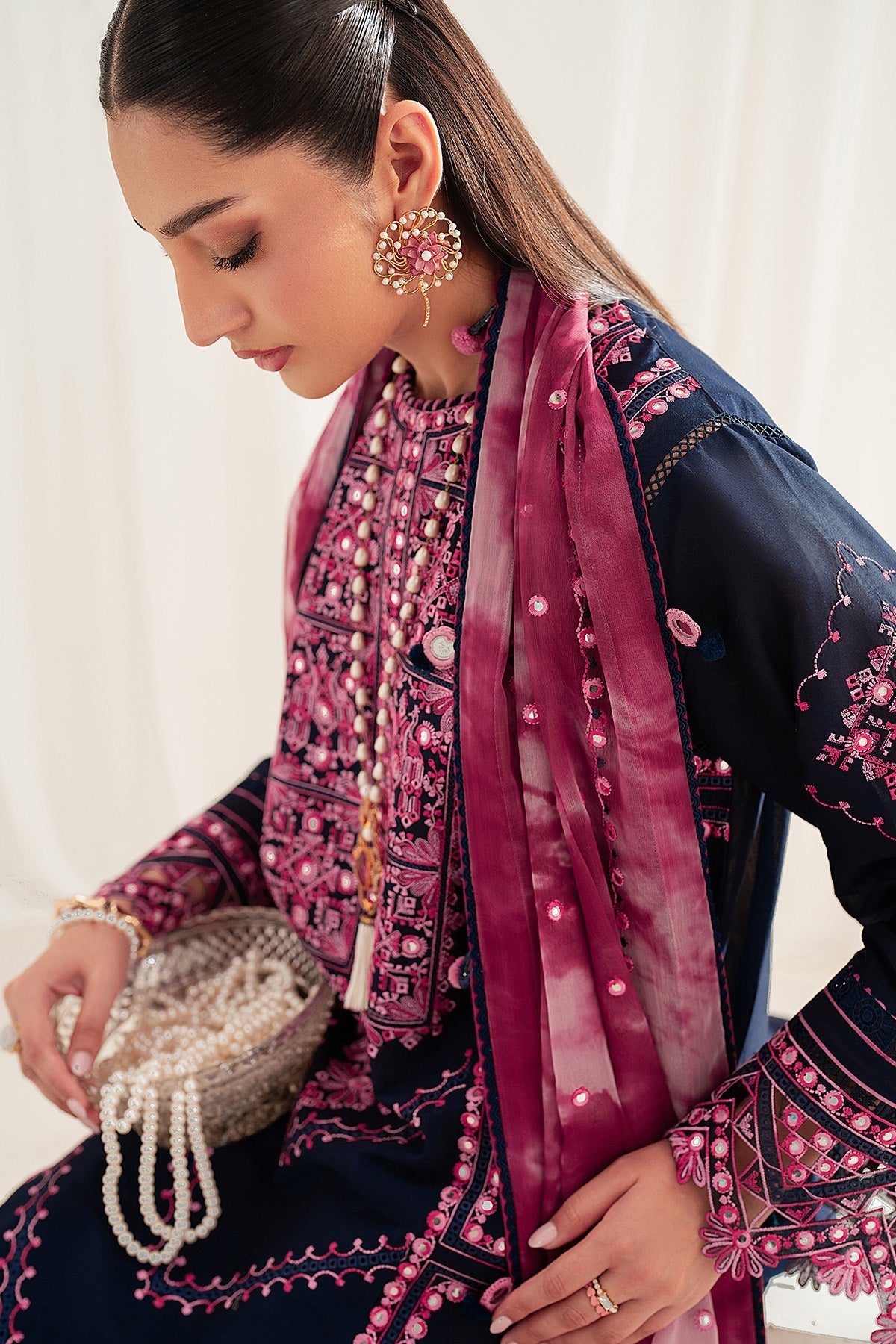 EMBROIDERED LAWN IL'25-D01