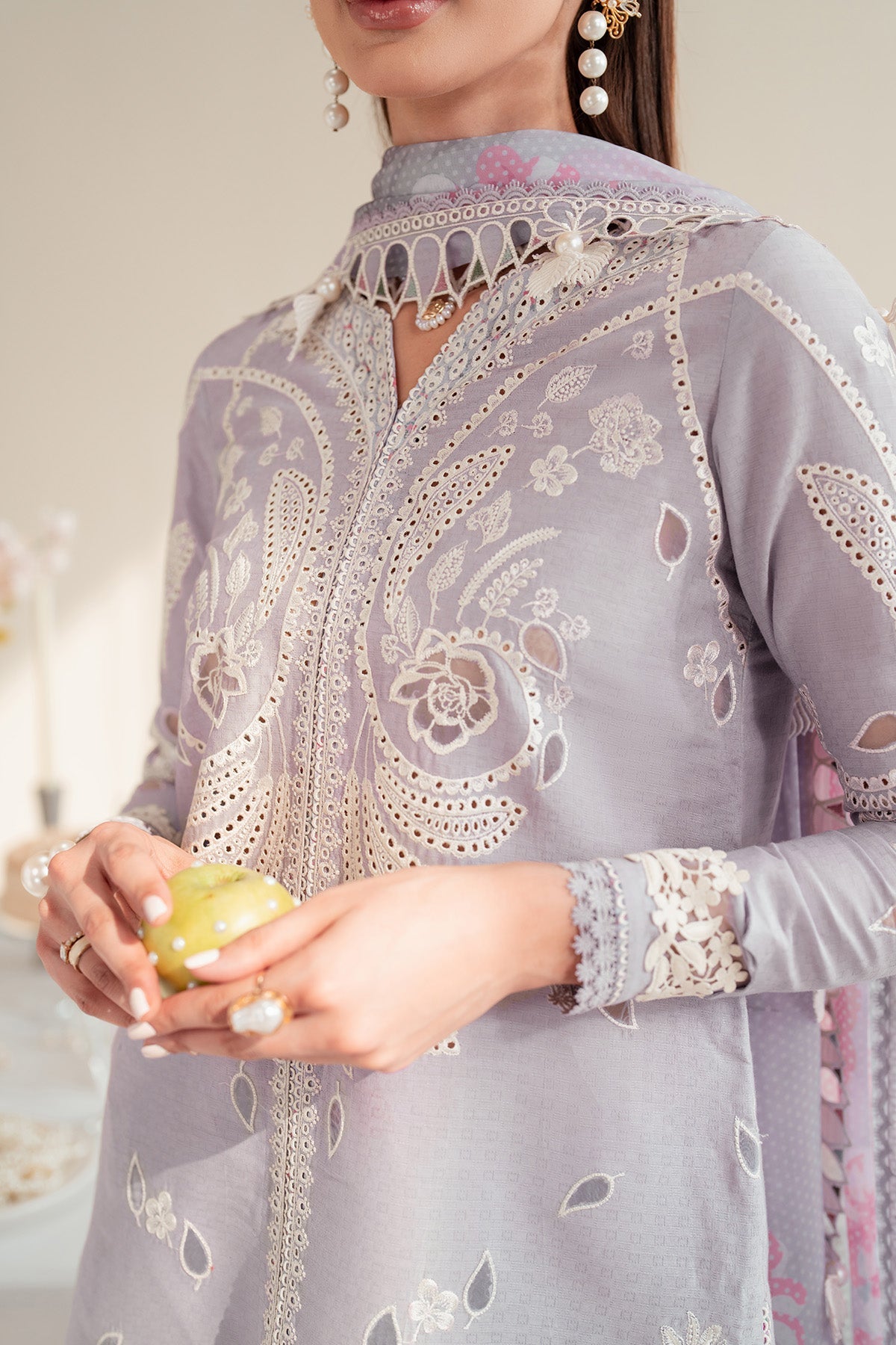 EMBROIDERED DOBBY LAWN IL25-D06