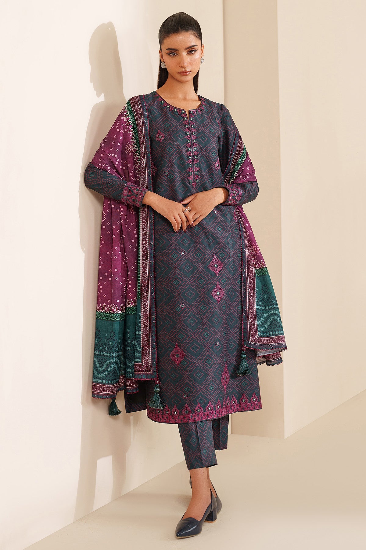 EMBROIDERED PREMIUM VISCOSE UW-0230