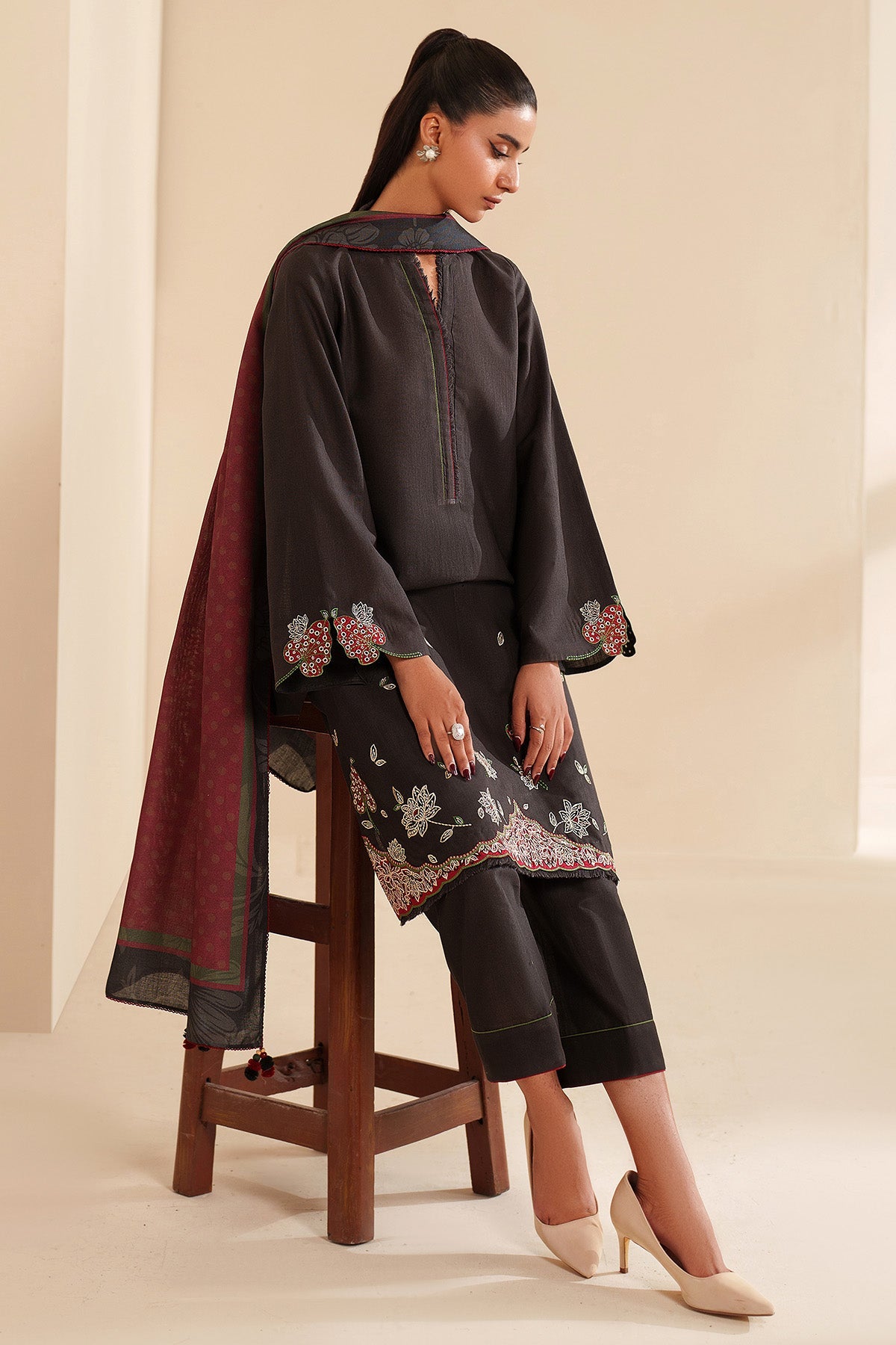 Embroidered Khaddar RTW-1268