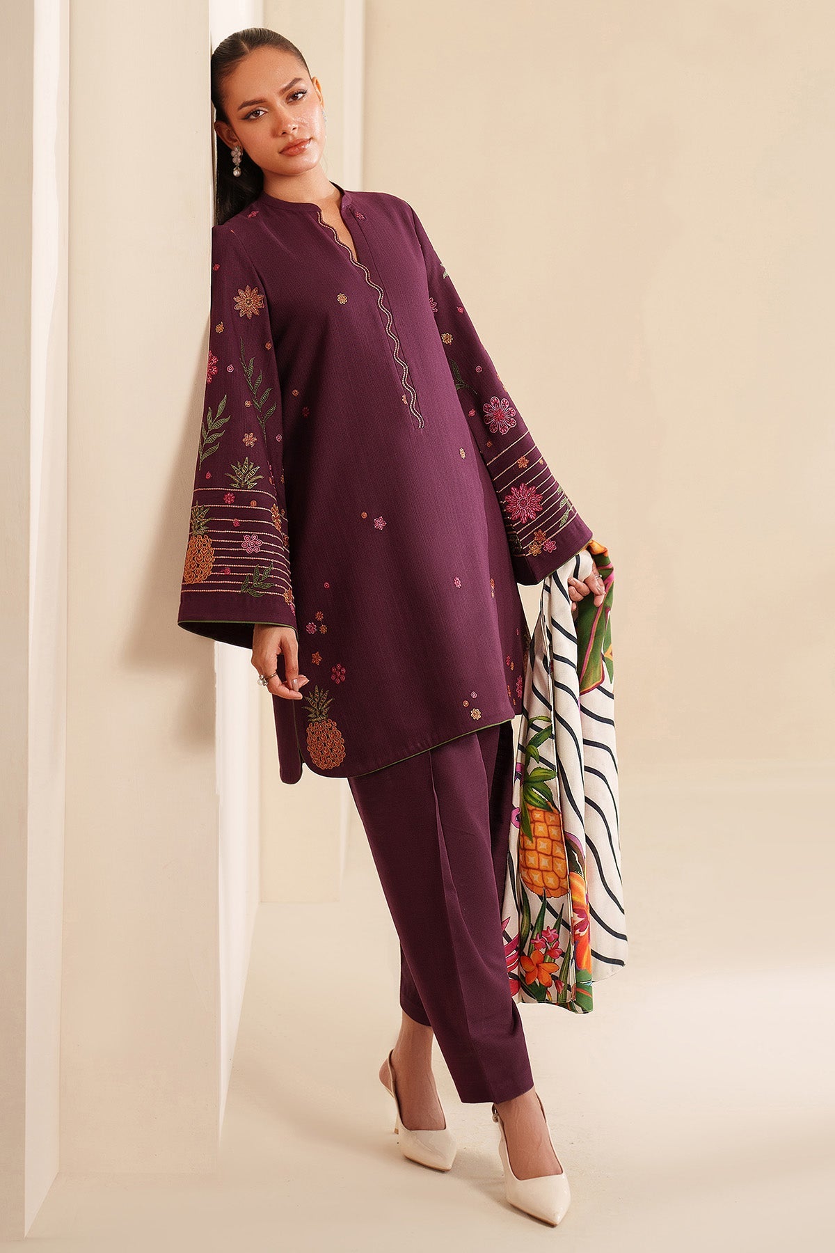 EMBROIDERED KHADDAR UW-0169
