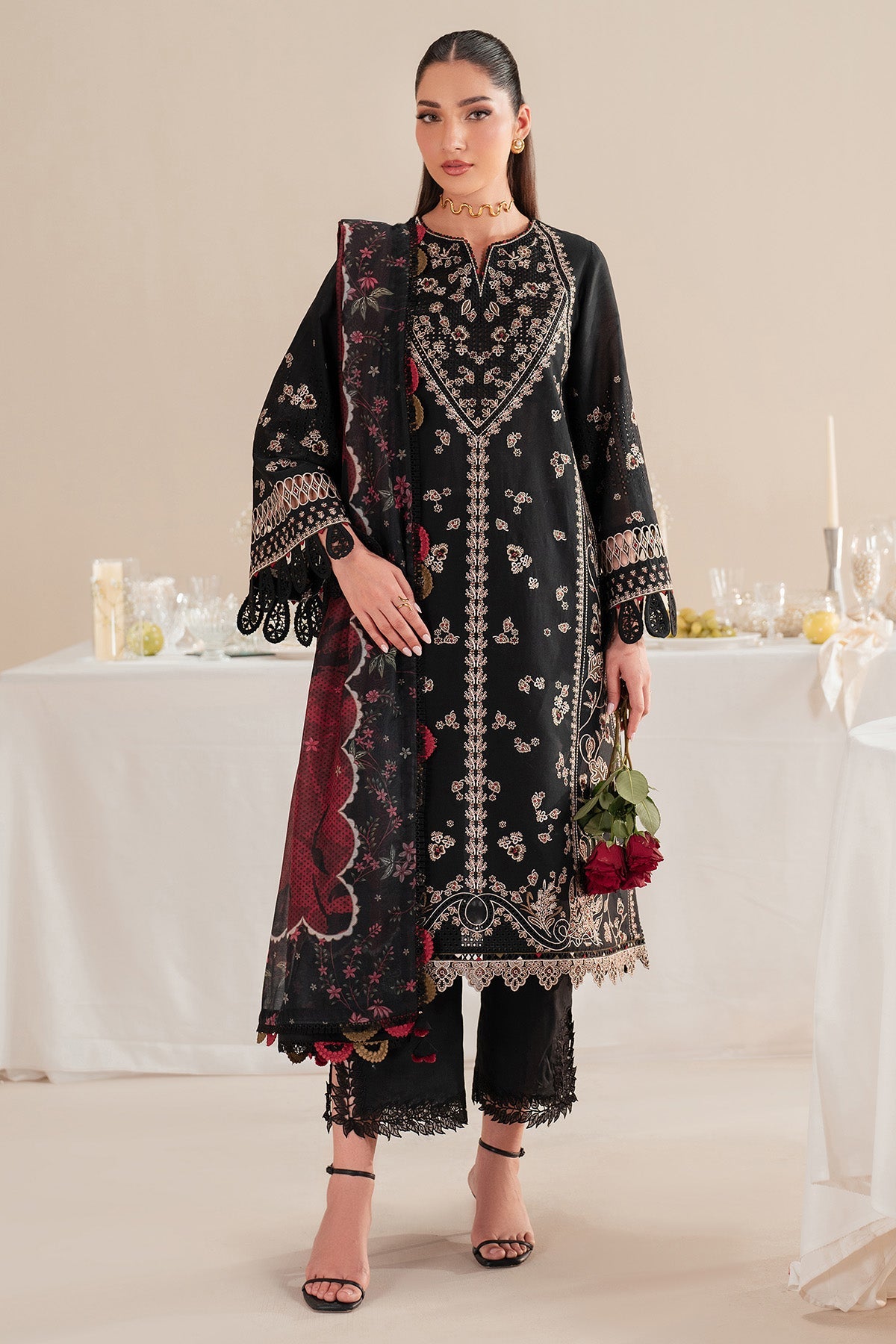 EMBROIDERED LAWN IL25-D07