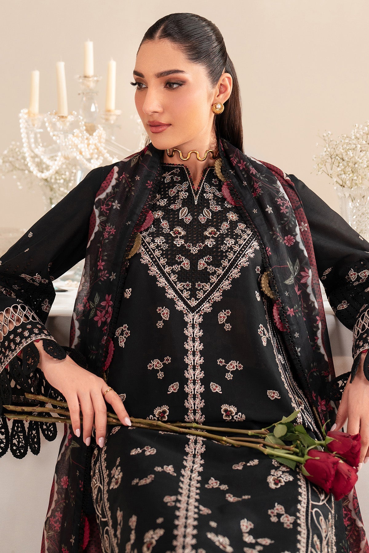 EMBROIDERED LAWN IL25-D07