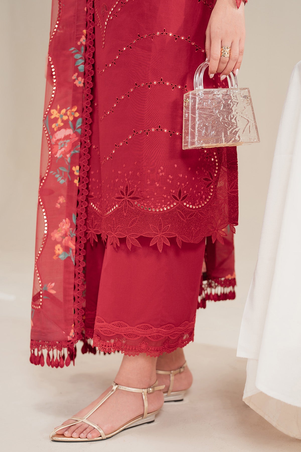 EMBROIDERED LAWN IL25-D03