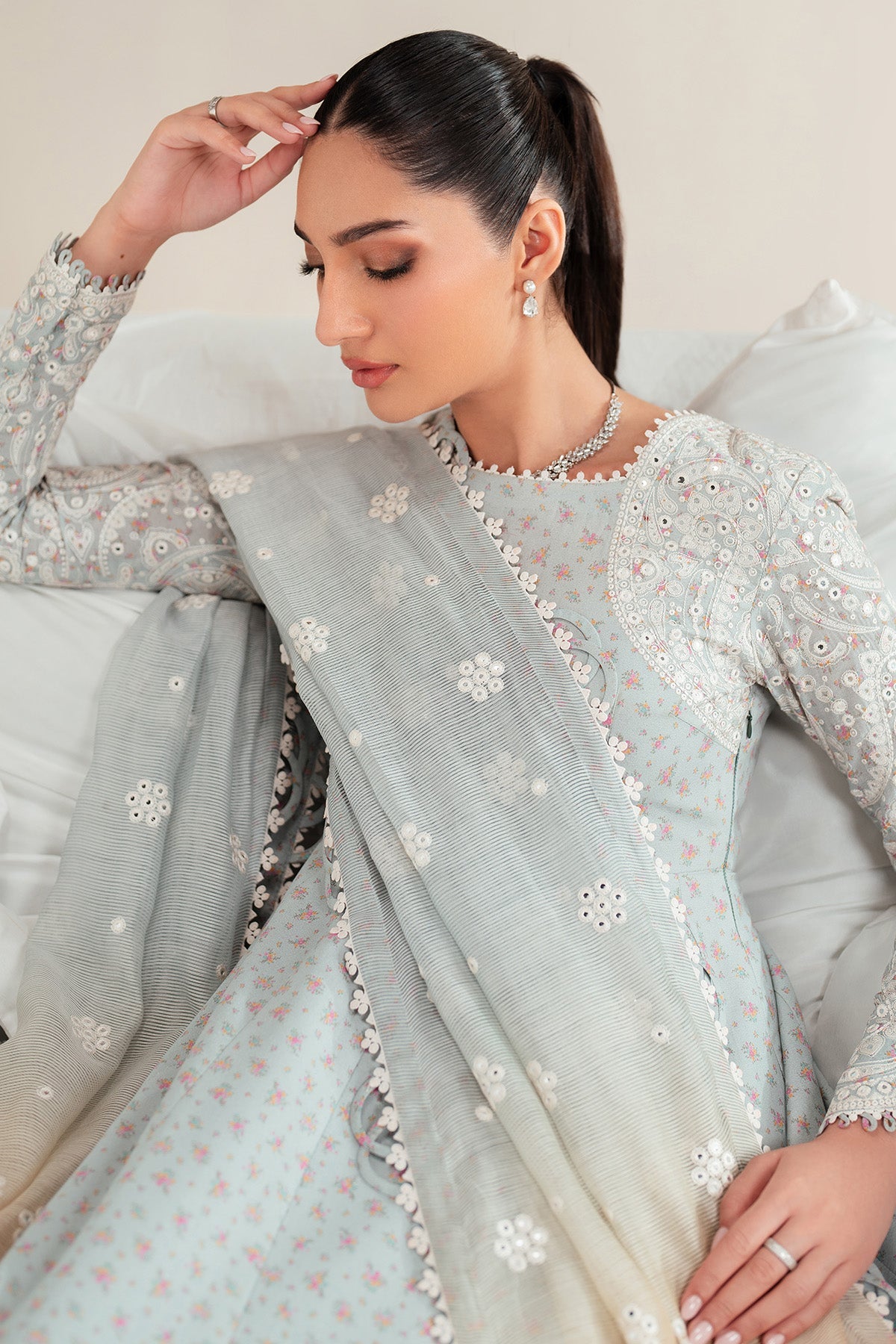 EMBROIDERED LAWN IL25-D04