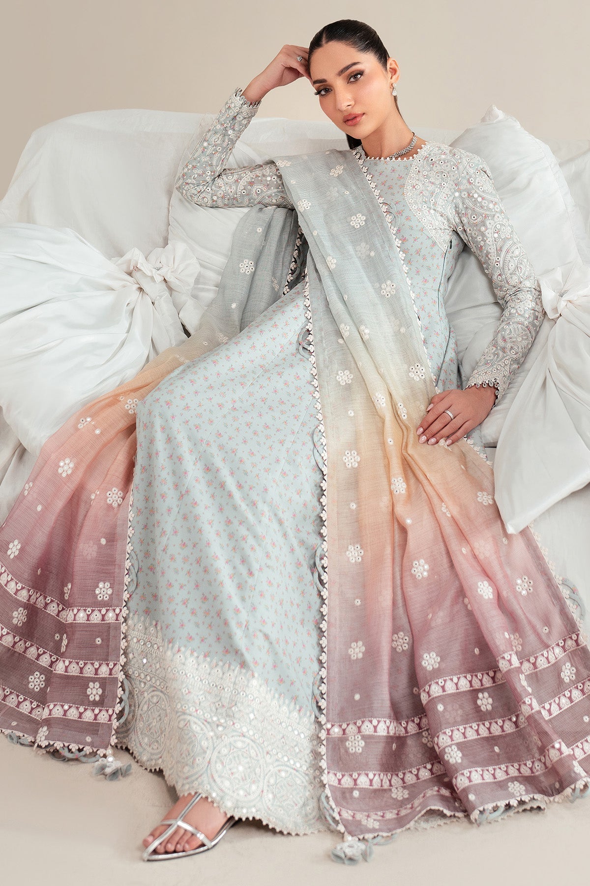 EMBROIDERED LAWN IL25-D04