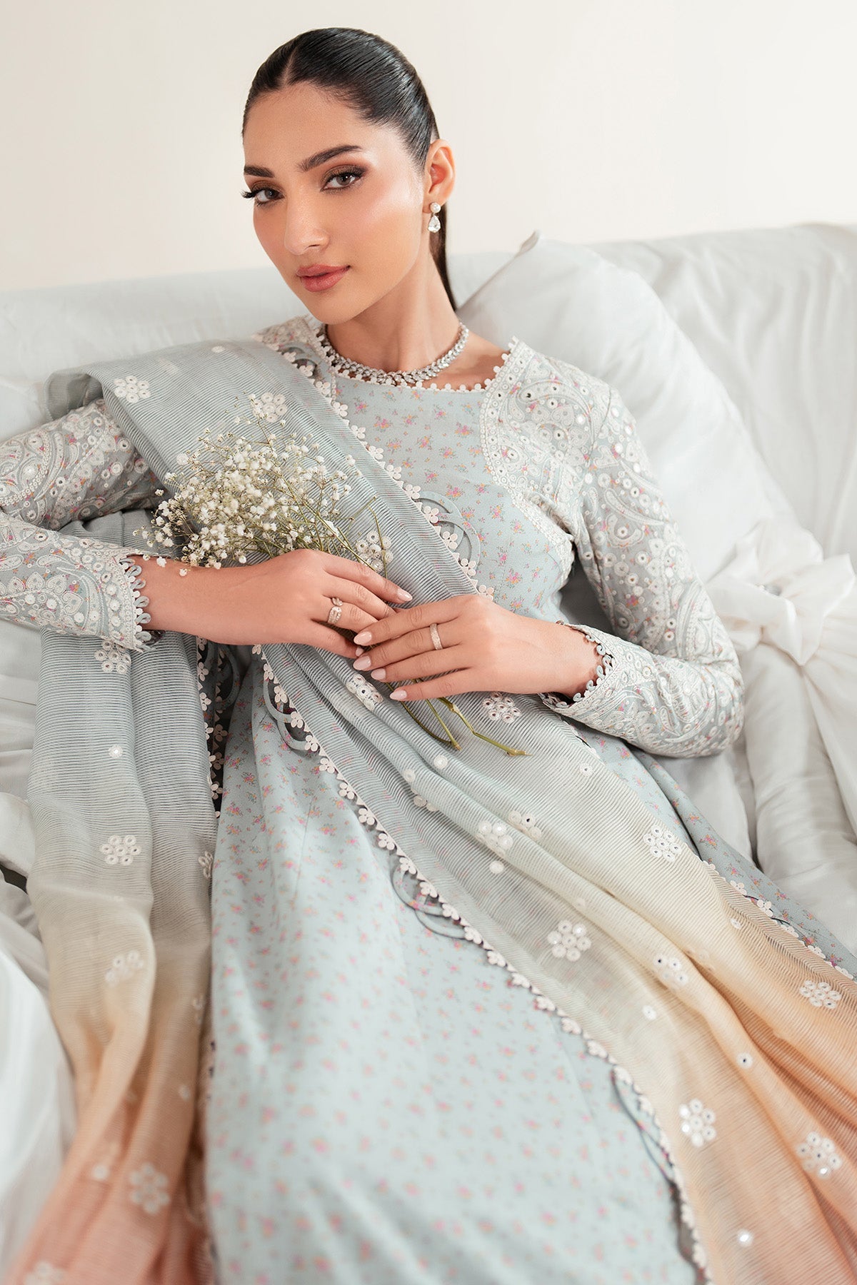 EMBROIDERED LAWN IL25-D04