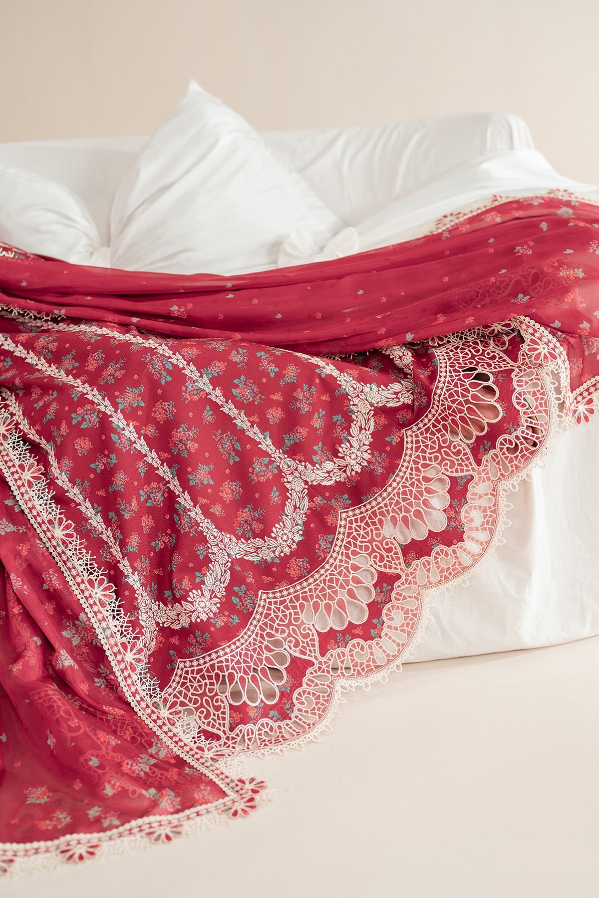 EMBROIDERED LAWN IL25-D08