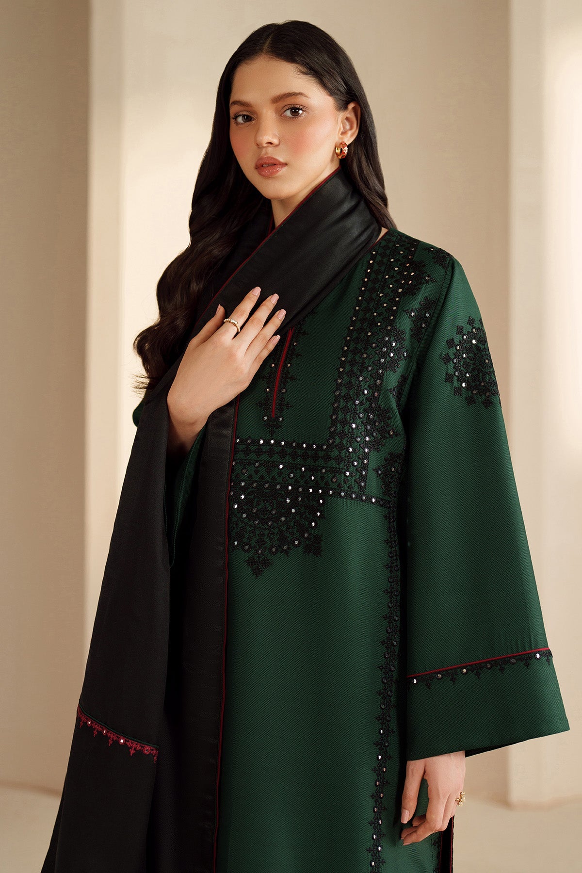 EMBROIDERED VISCOSE UW-0206