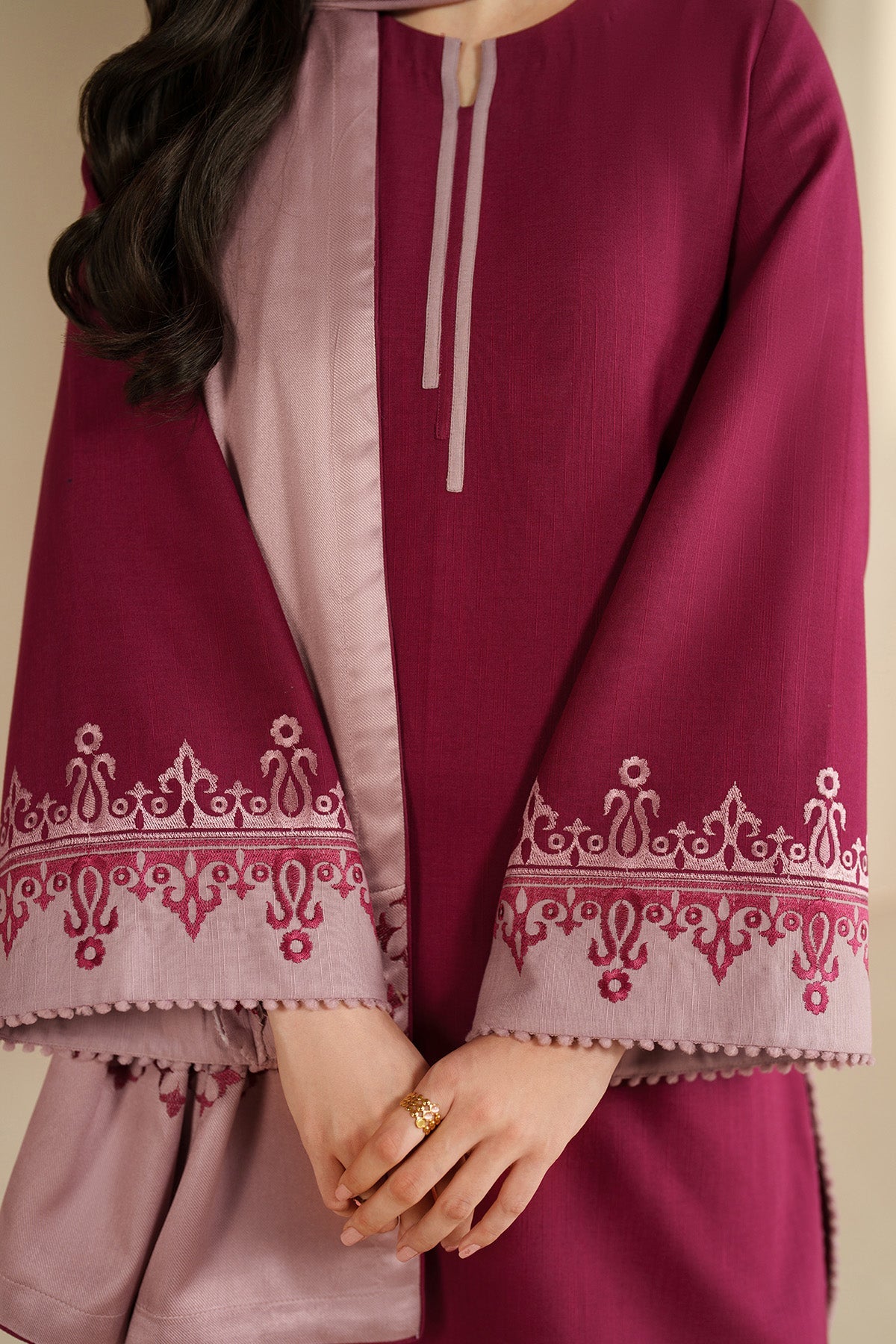 EMBROIDERED KHADDAR UW-0193