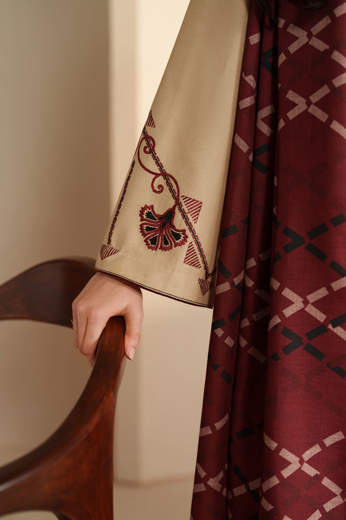 EMBROIDERED KHADDAR RTW-1269