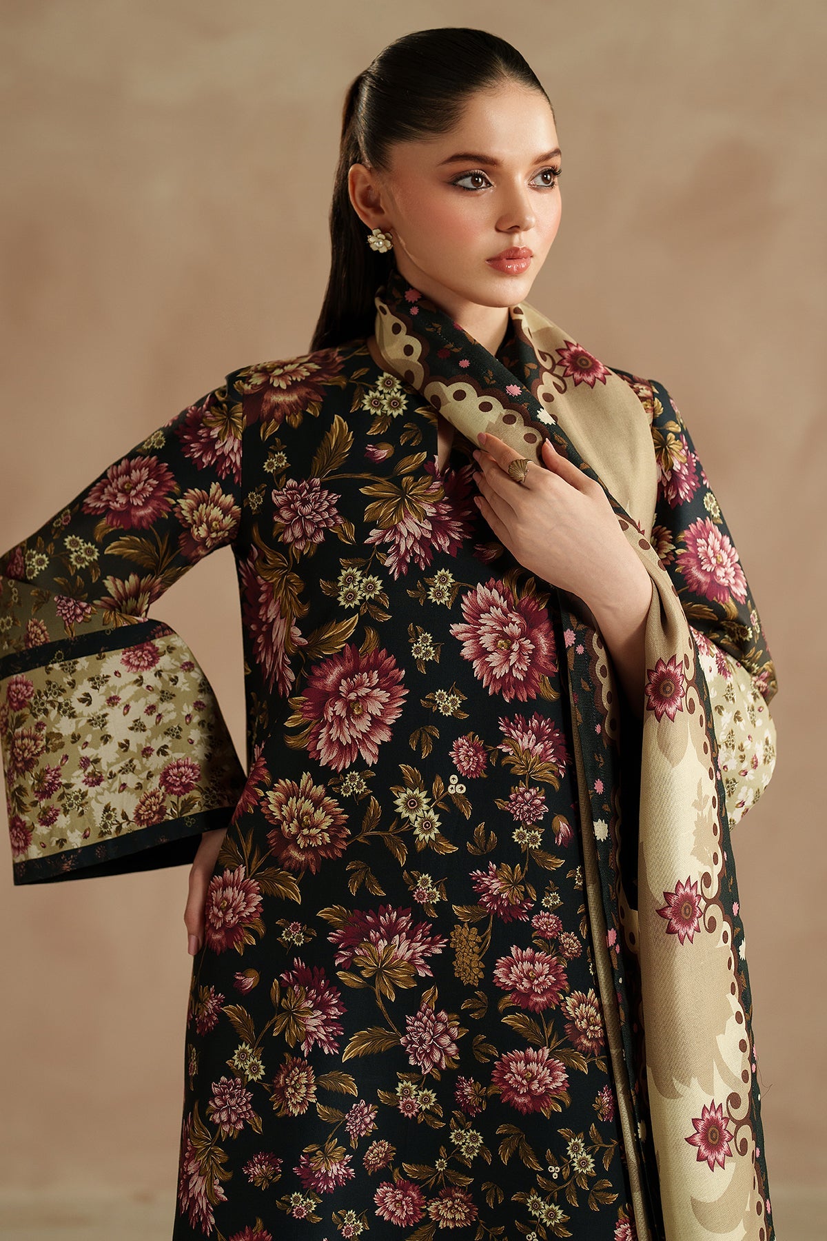 EMBROIDERED PREMIUM VISCOSE UW-0199