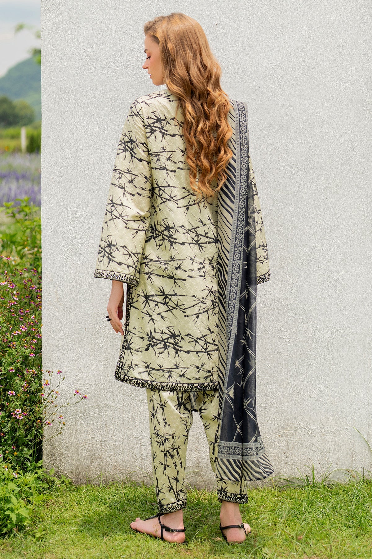 EMBROIDERED SOFT CAMBRIC RTW-1217