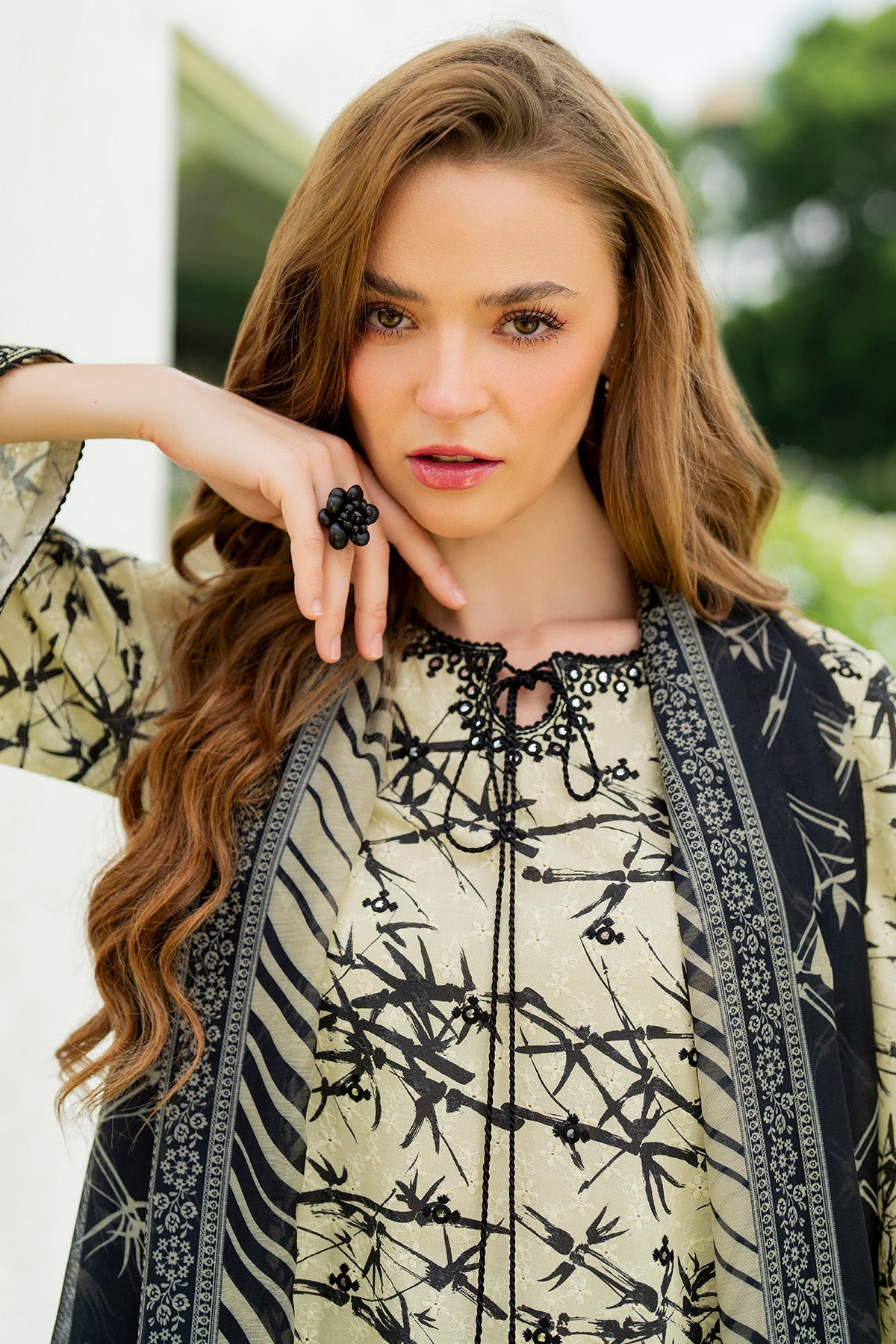 EMBROIDERED SOFT CAMBRIC RTW-1217