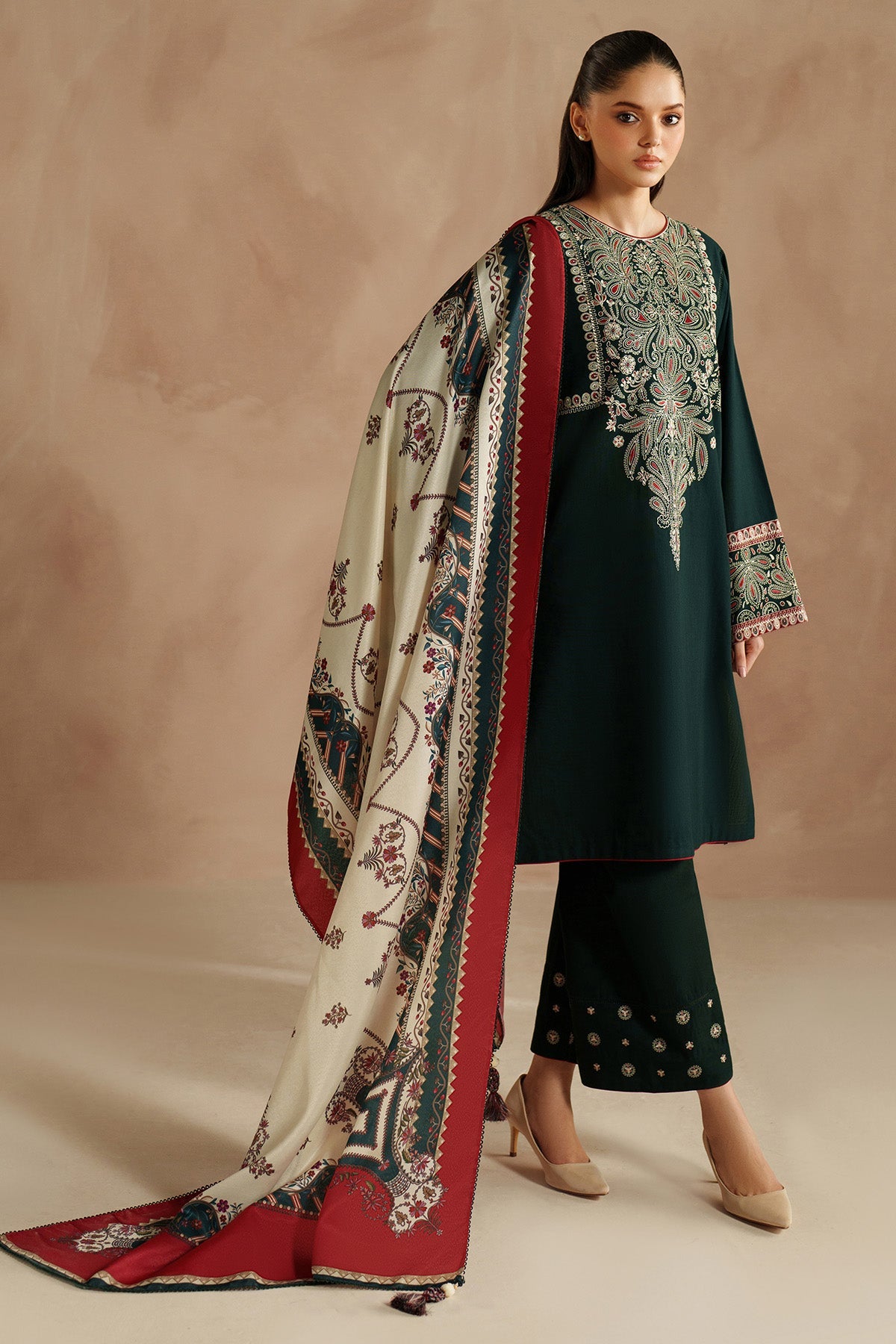 EMBROIDERED KHADDAR UW-0143