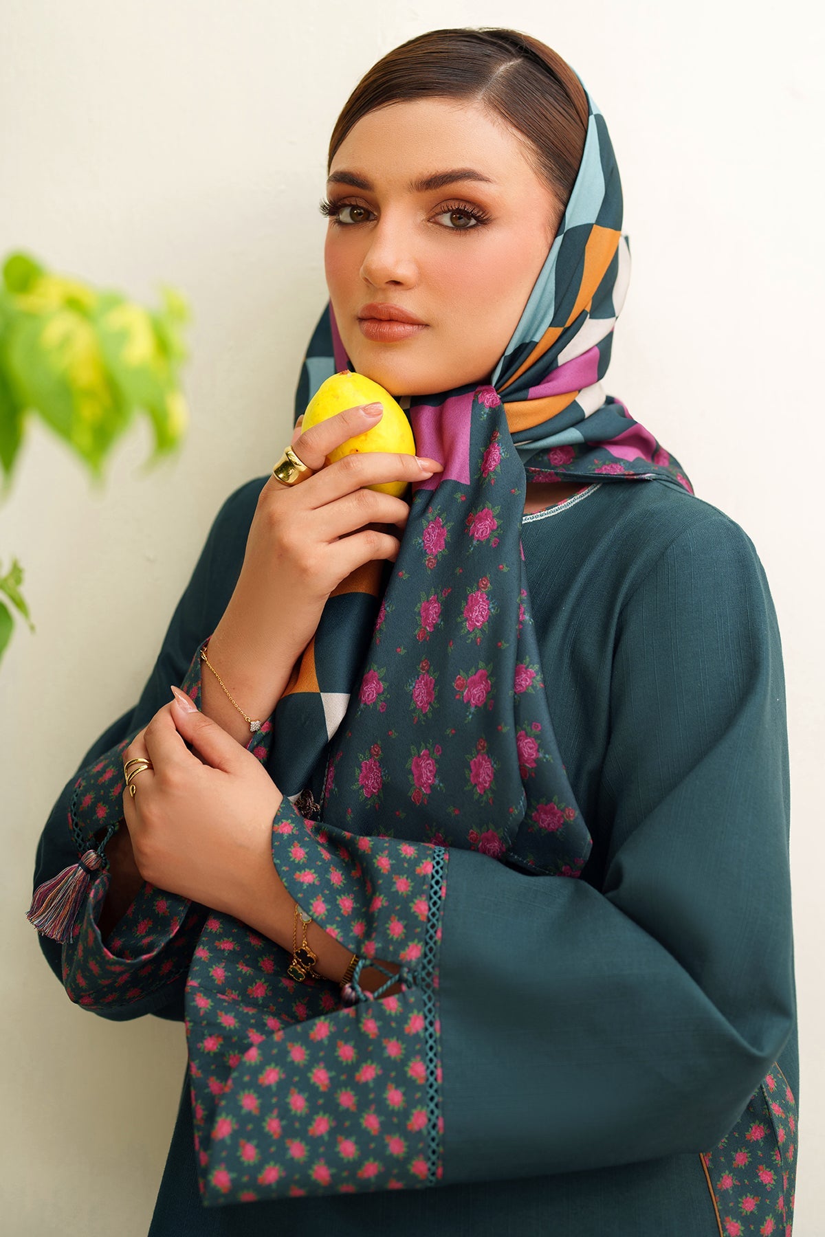 EMBROIDERED KHADDAR RTW-1245