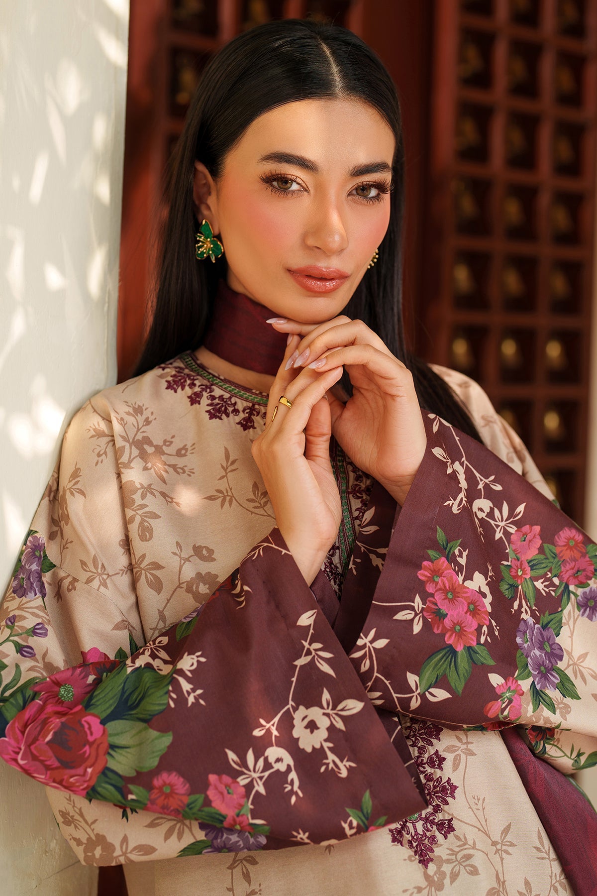 EMBROIDERED PREMIUM VISCOSE UW-0185