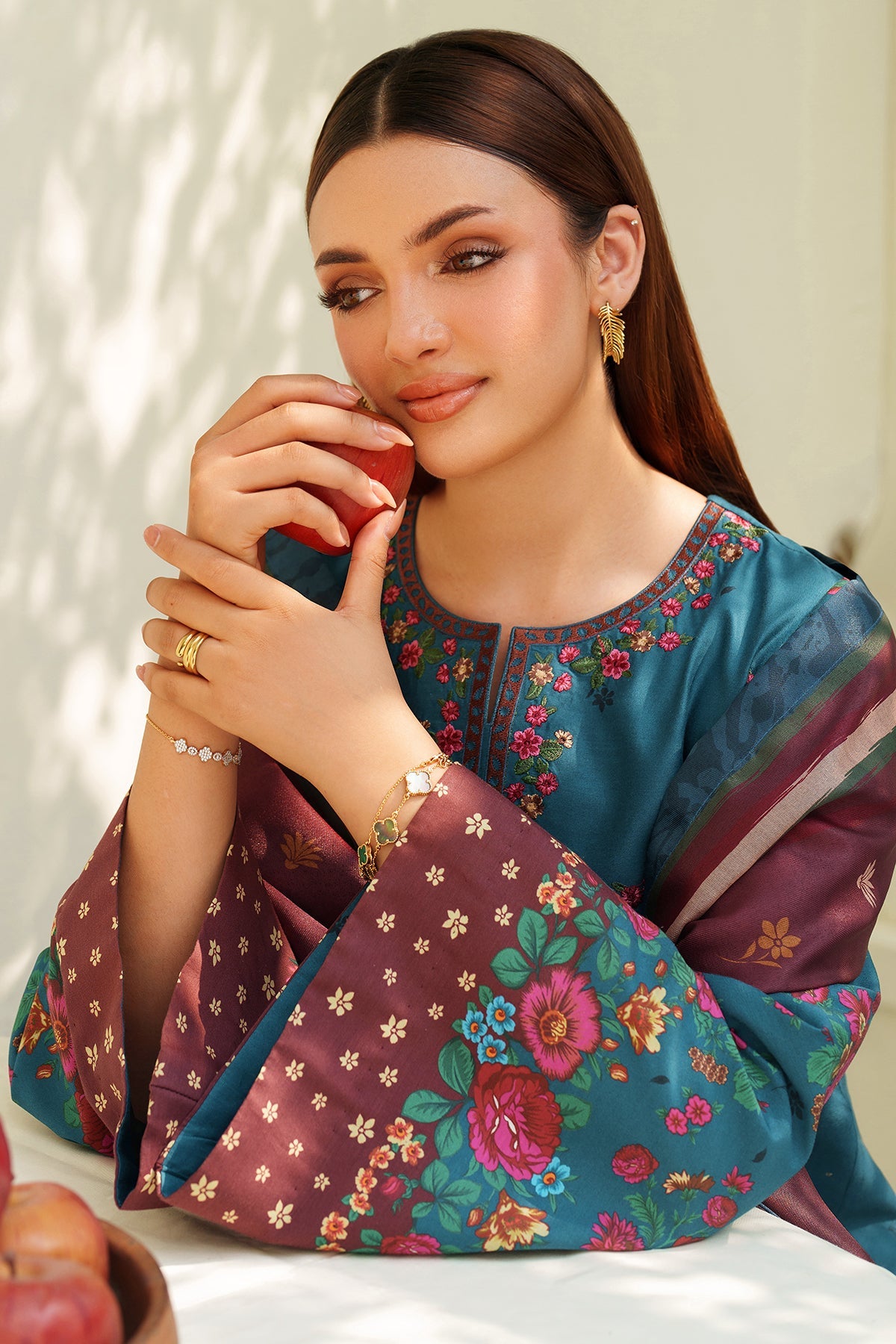 EMBROIDERED PREMIUM VISCOSE UW-0178