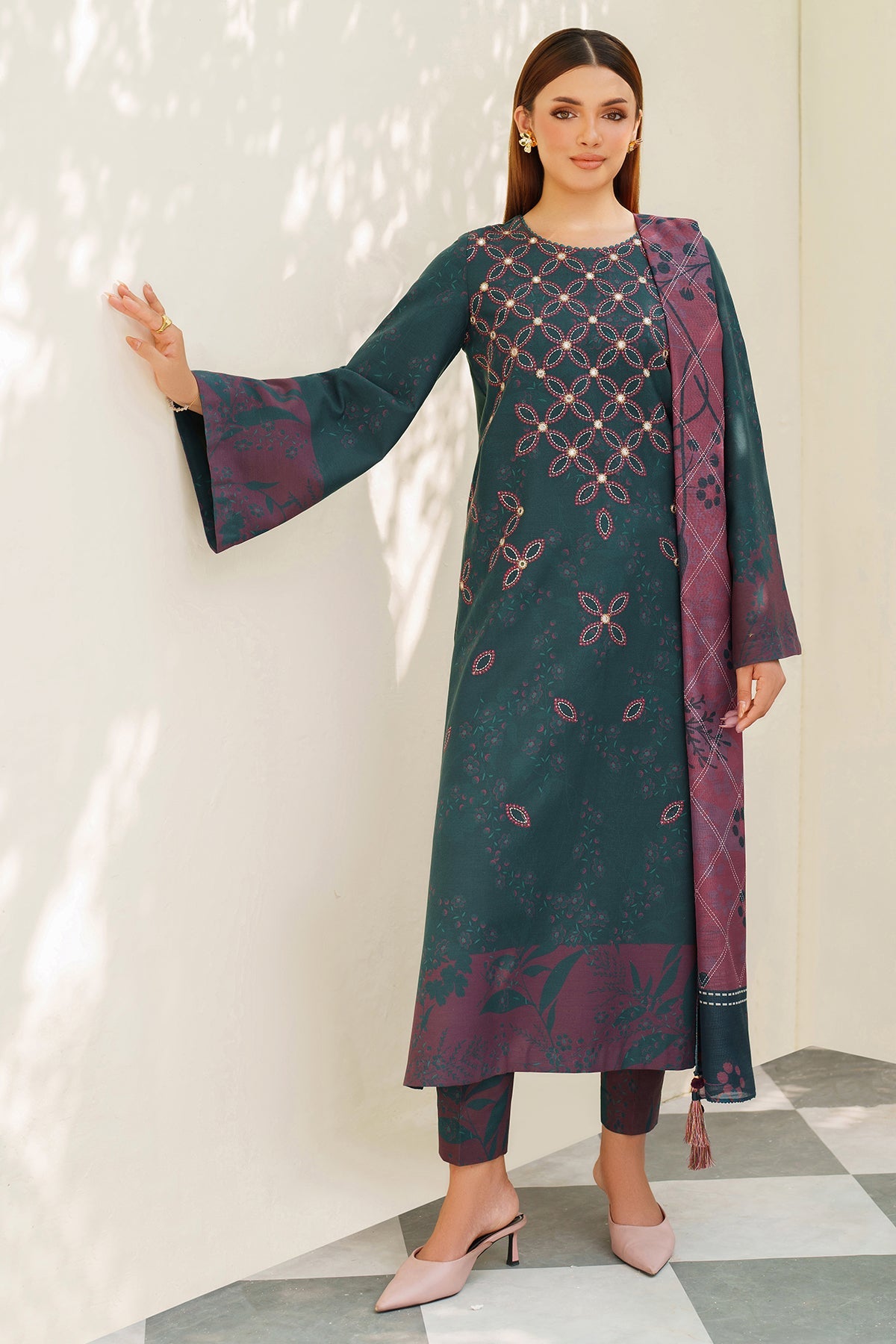 EMBROIDERED PREMIUM VISCOSE UW-0175