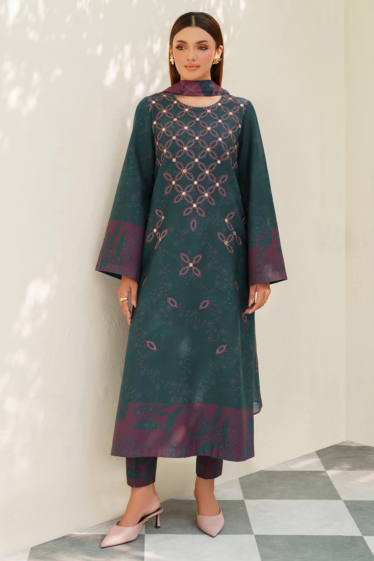 EMBROIDERED PREMIUM VISCOSE UW-0175