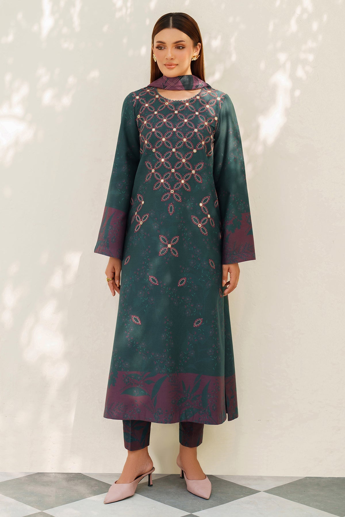 EMBROIDERED PREMIUM VISCOSE UW-0175