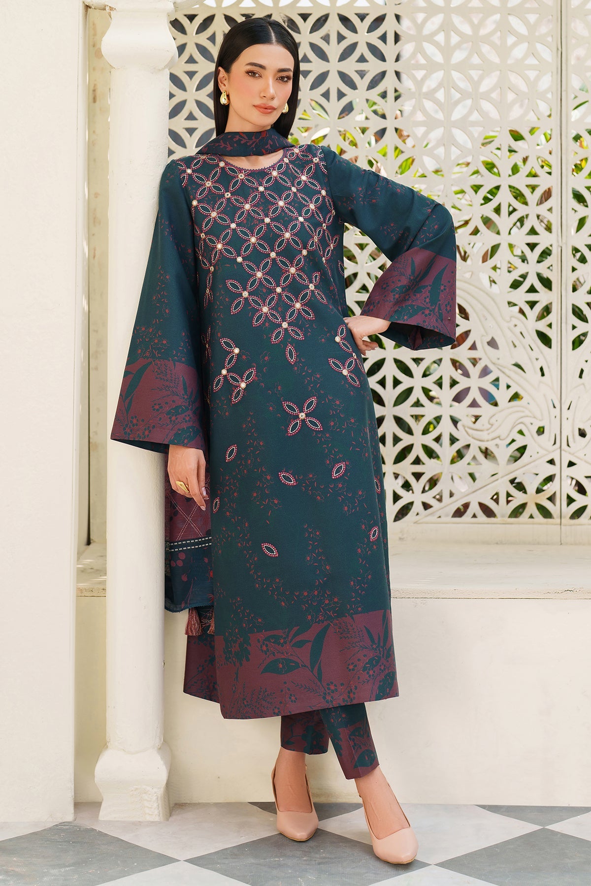 EMBROIDERED PREMIUM VISCOSE UW-0174