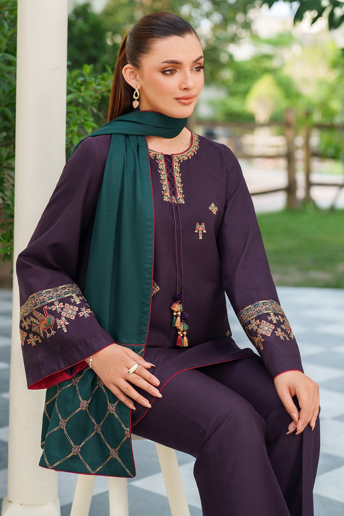 EMBROIDERED KHADDAR UW-0189