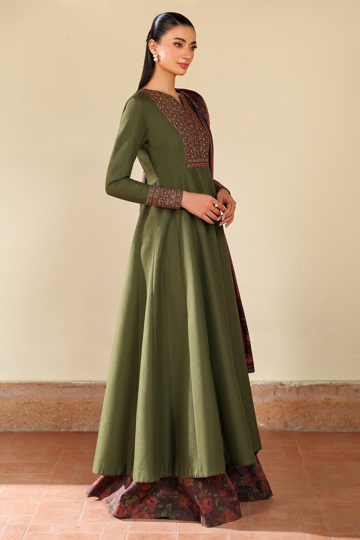 EMBROIDERED KHADDAR RTW-0197