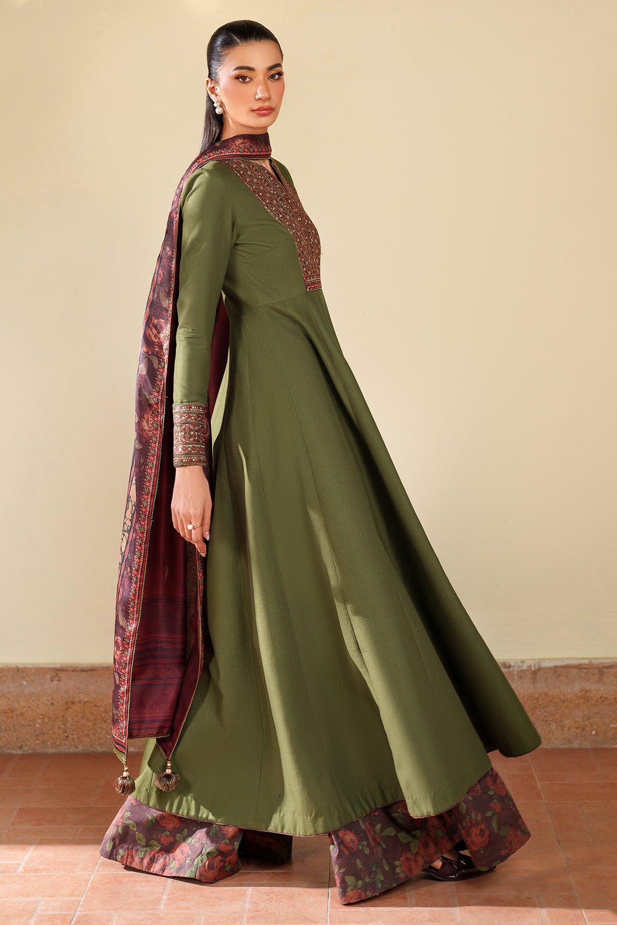 EMBROIDERED KHADDAR UW-0197