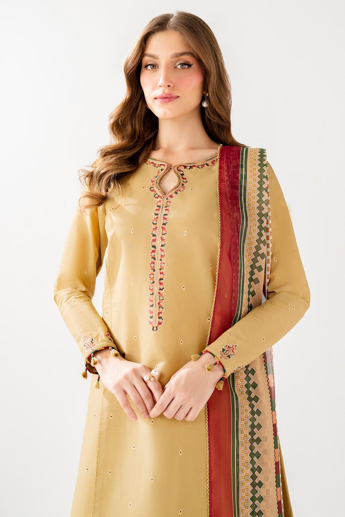 EMBROIDERED LAWN USE-9245