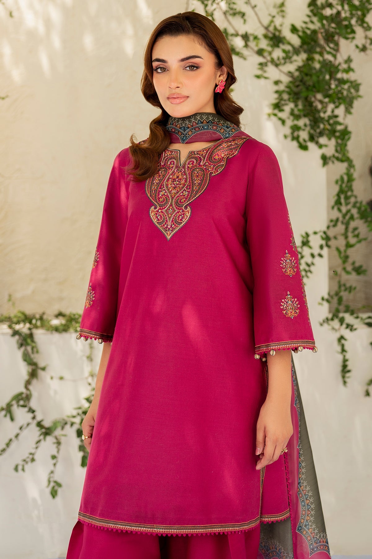 EMBROIDERED LAWN USE-9208