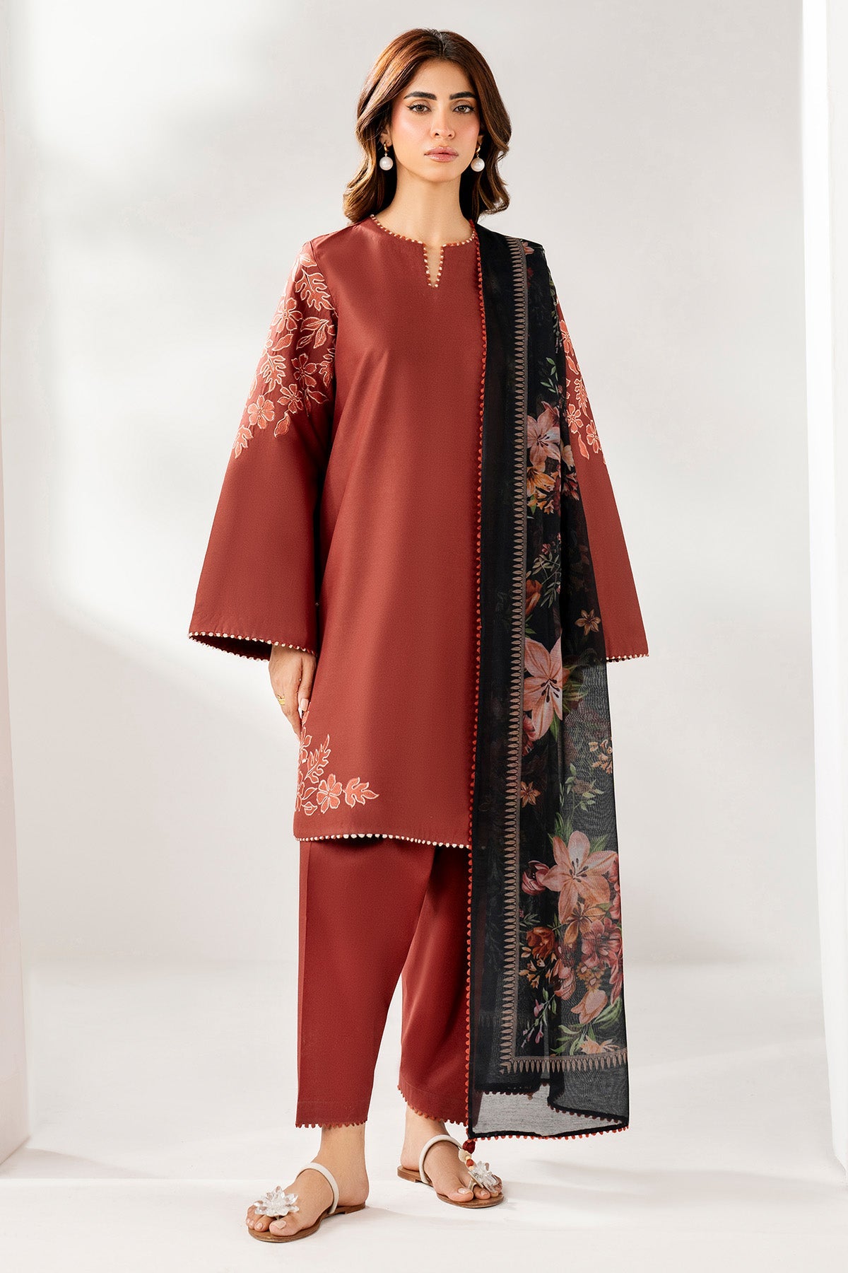 EMBROIDERED LAWN RTW-1303