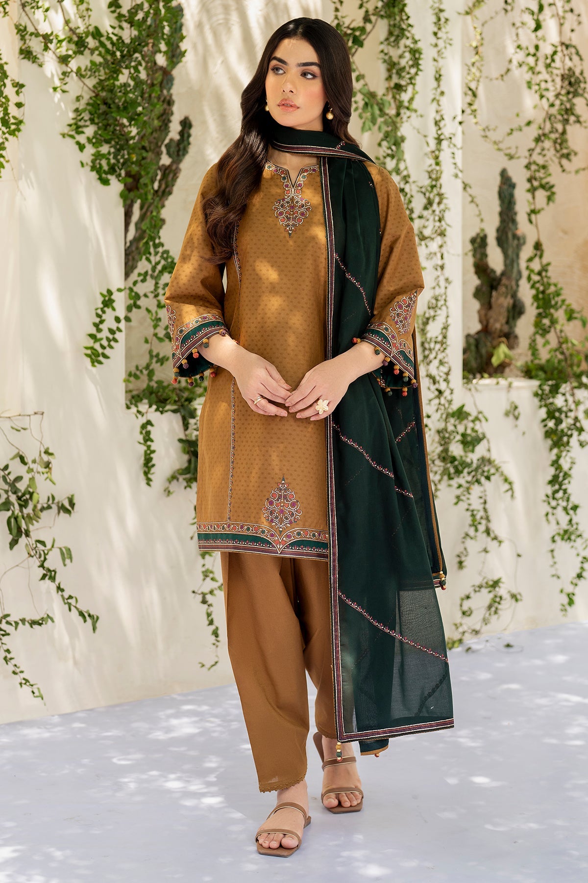 EMBROIDERED DOBBY LAWN USE-9211