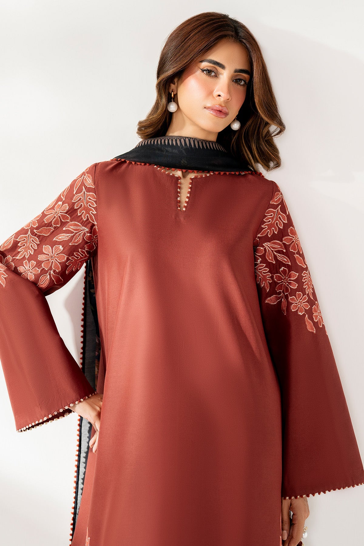 EMBROIDERED LAWN RTW-1303