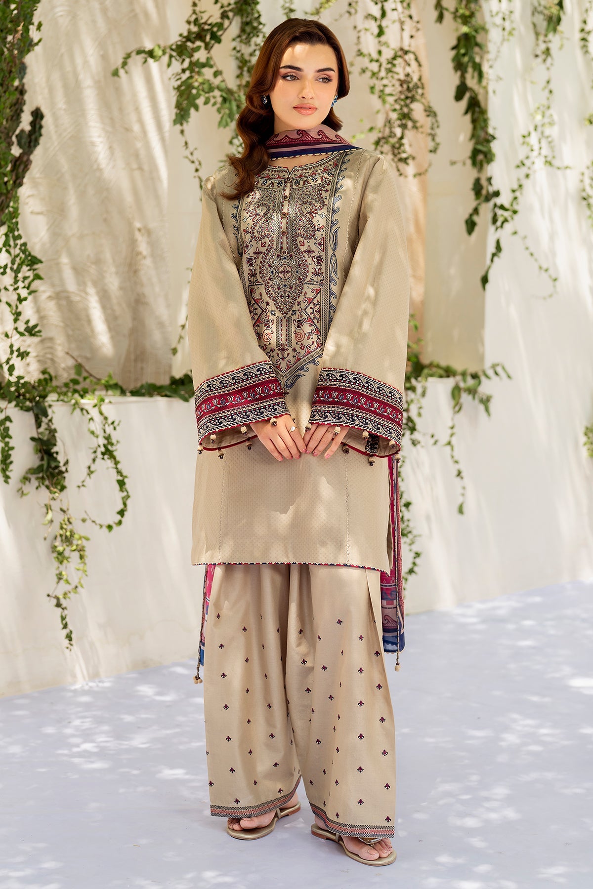 EMBROIDERED LAWN RTW-9202