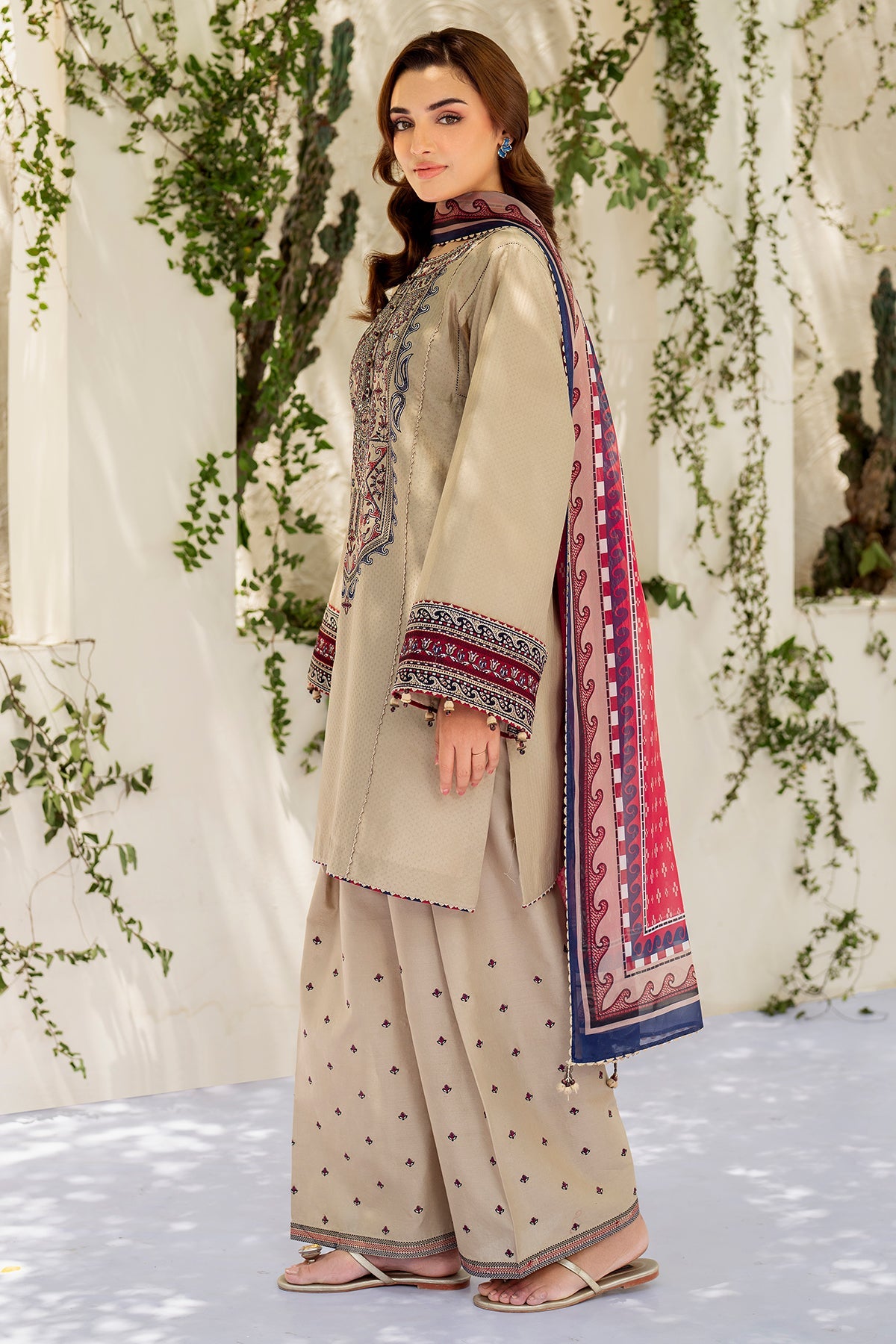 EMBROIDERED DOBBY LAWN USE-9202