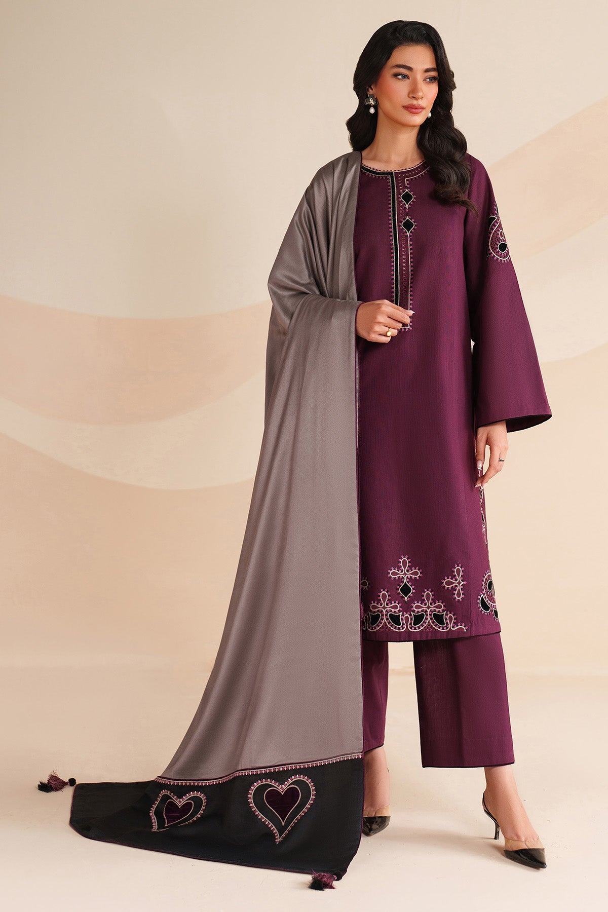 EMBROIDERED KHADDAR UW-0218
