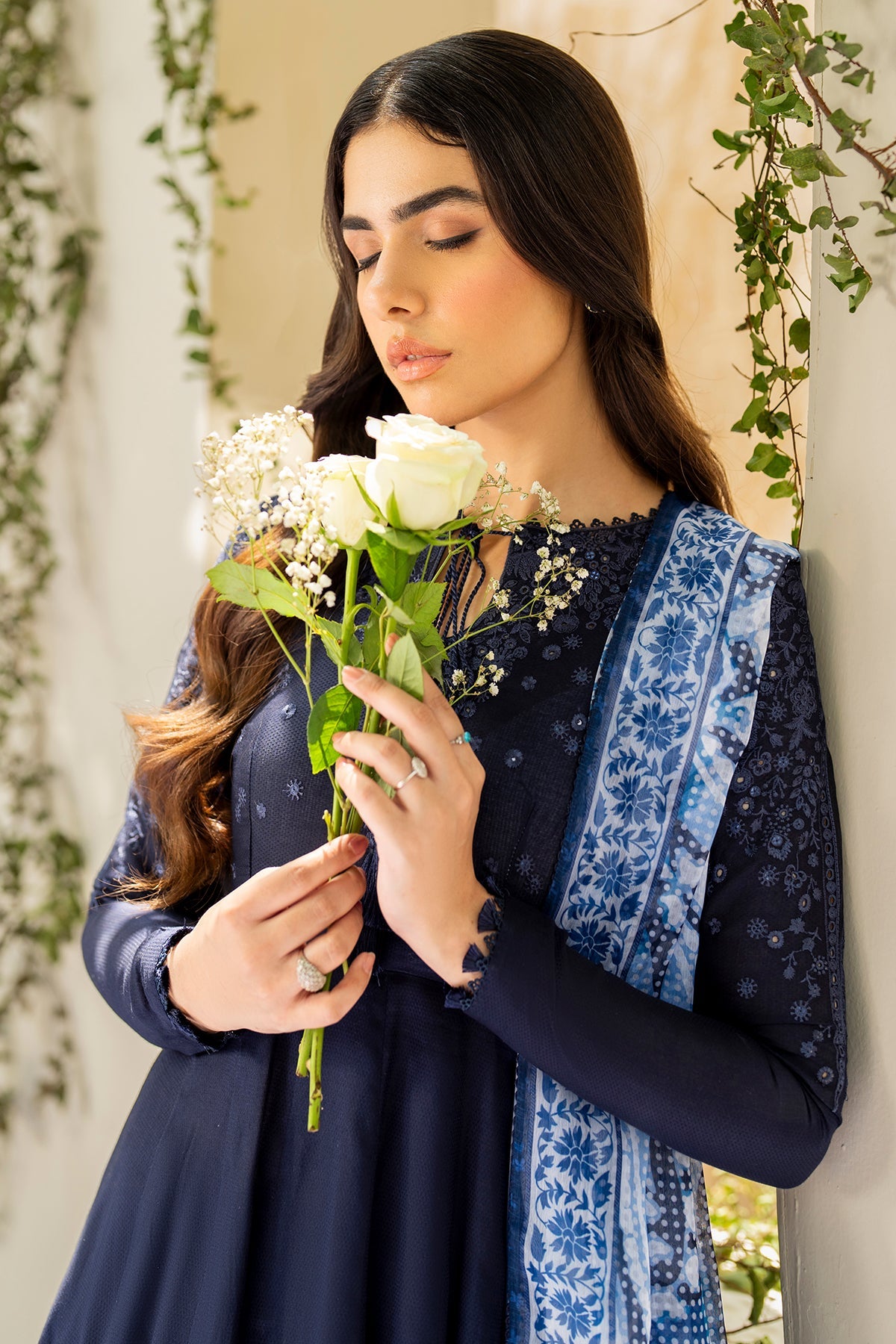 EMBROIDERED DOBBY LAWN USE-9209