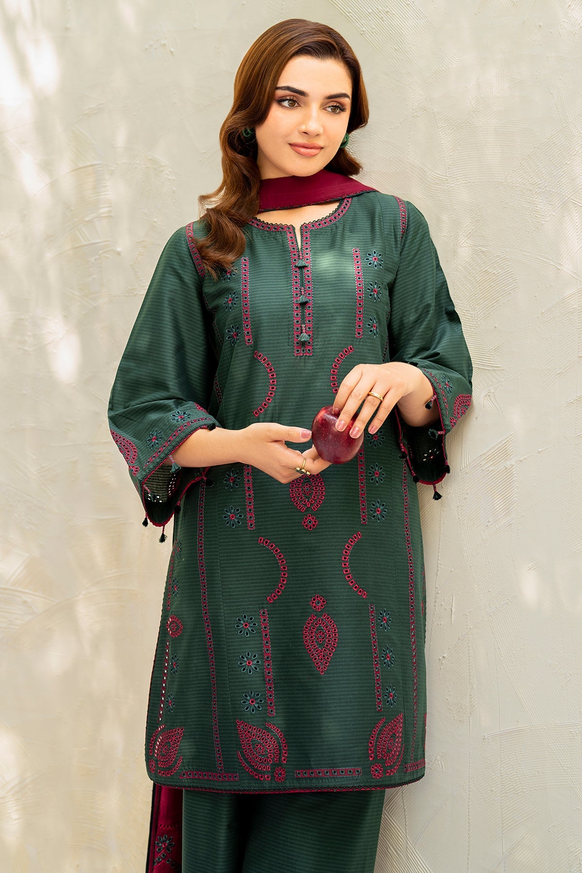 EMBROIDERED DOBBY LAWN USE-9212