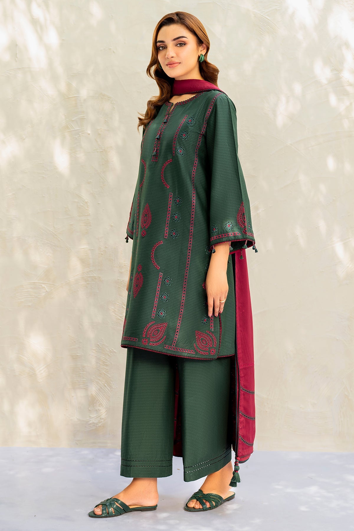 EMBROIDERED DOBBY LAWN USE-9212