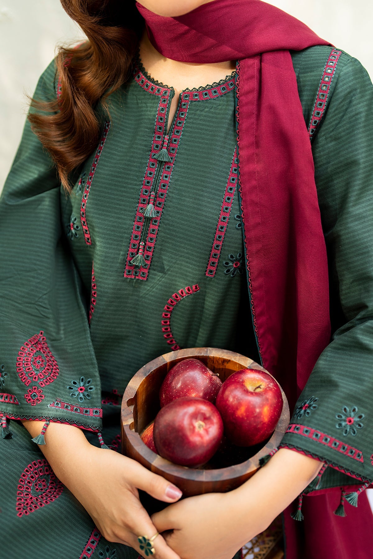 EMBROIDERED DOBBY LAWN USE-9212