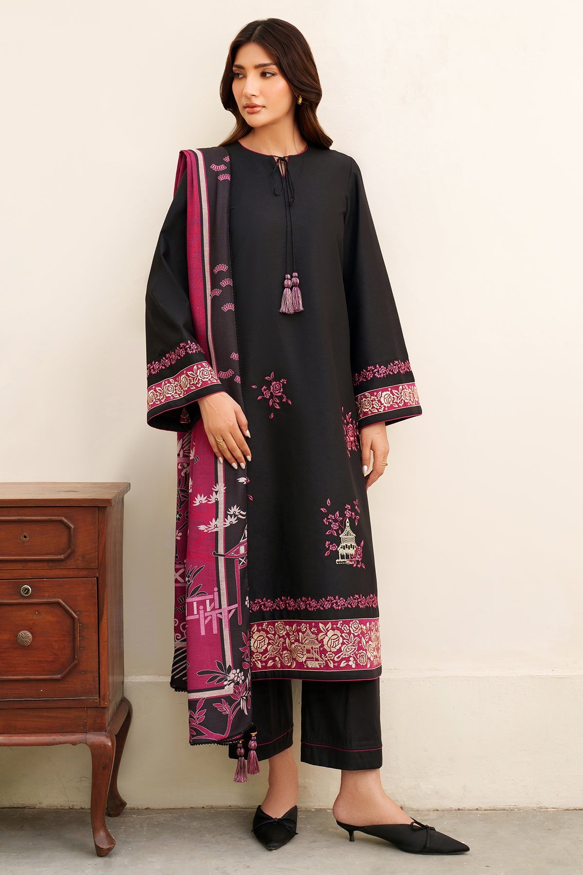 EMBROIDERED PREMIUM VISCOSE UW-0154
