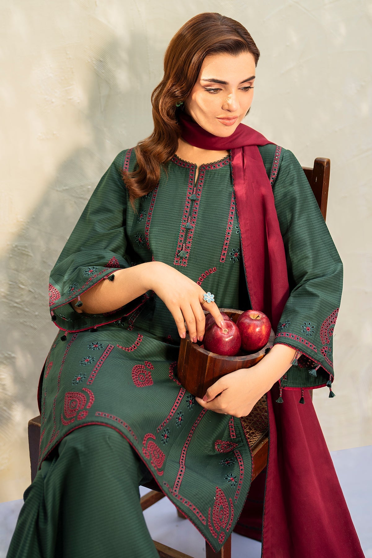 EMBROIDERED DOBBY LAWN USE-9212