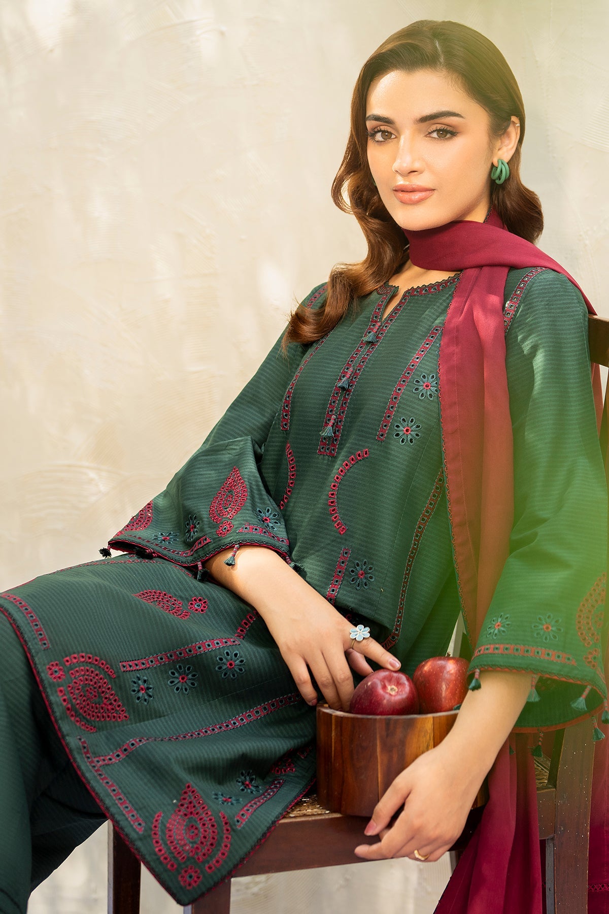EMBROIDERED DOBBY LAWN USE-9212