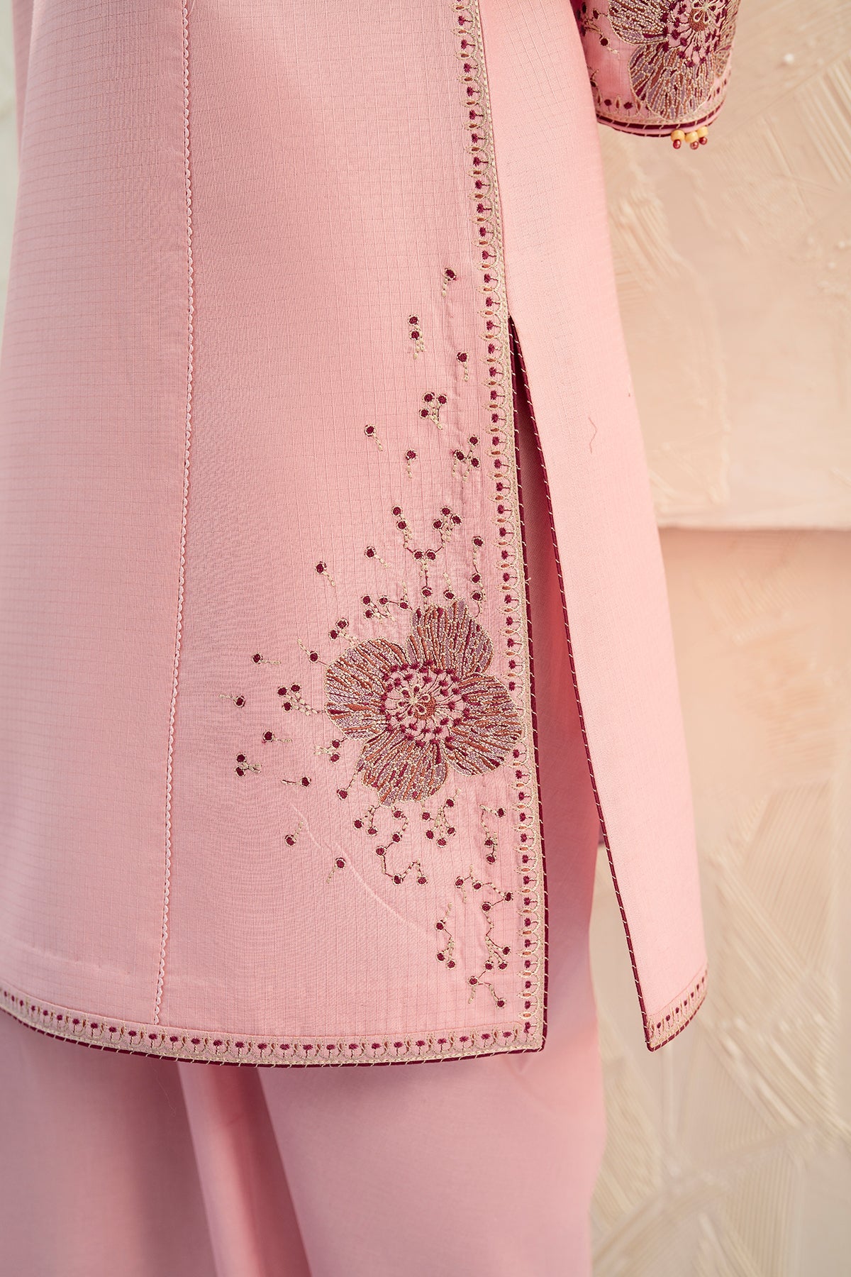 EMBROIDERED DOBBY LAWN USE-9205