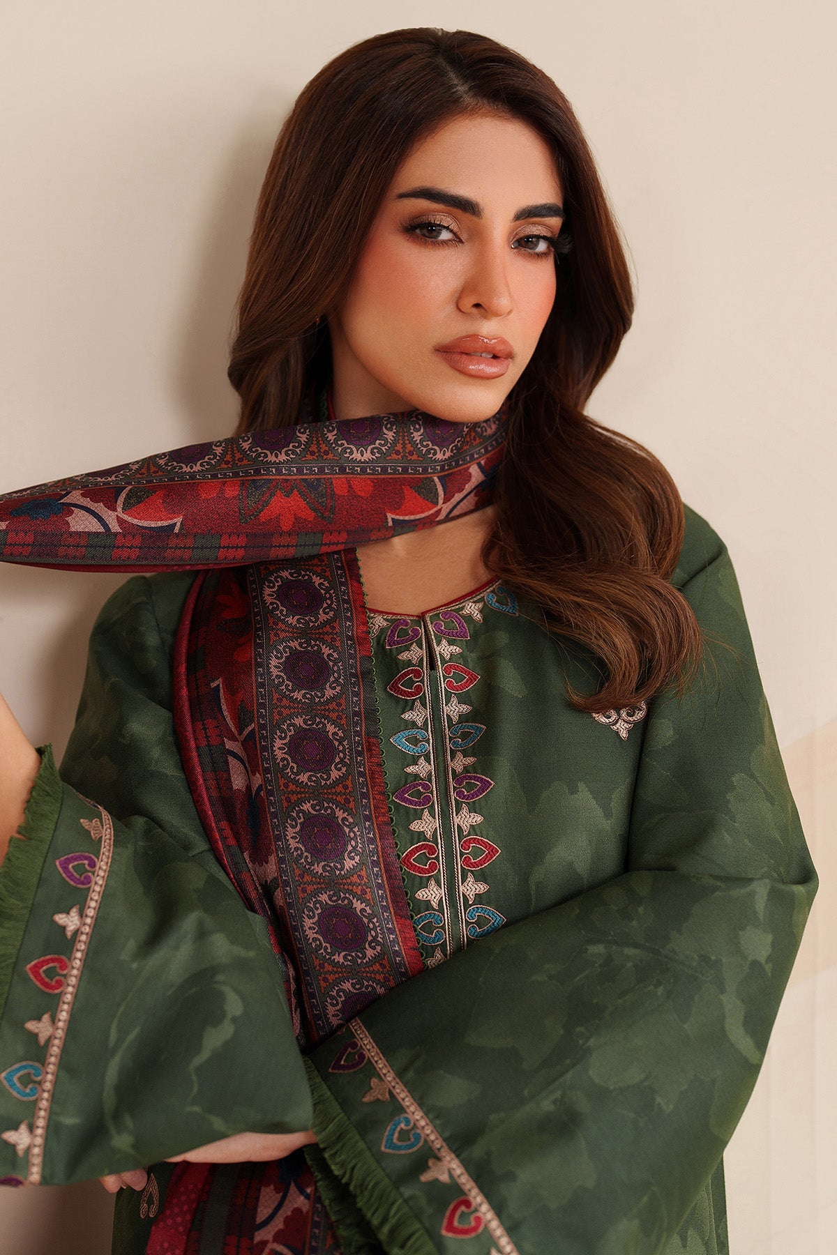 EMBROIDERED PREMIUM VISCOSE UW-0236