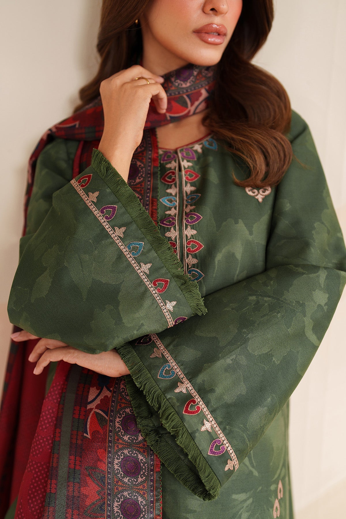 EMBROIDERED PREMIUM VISCOSE UW-0236